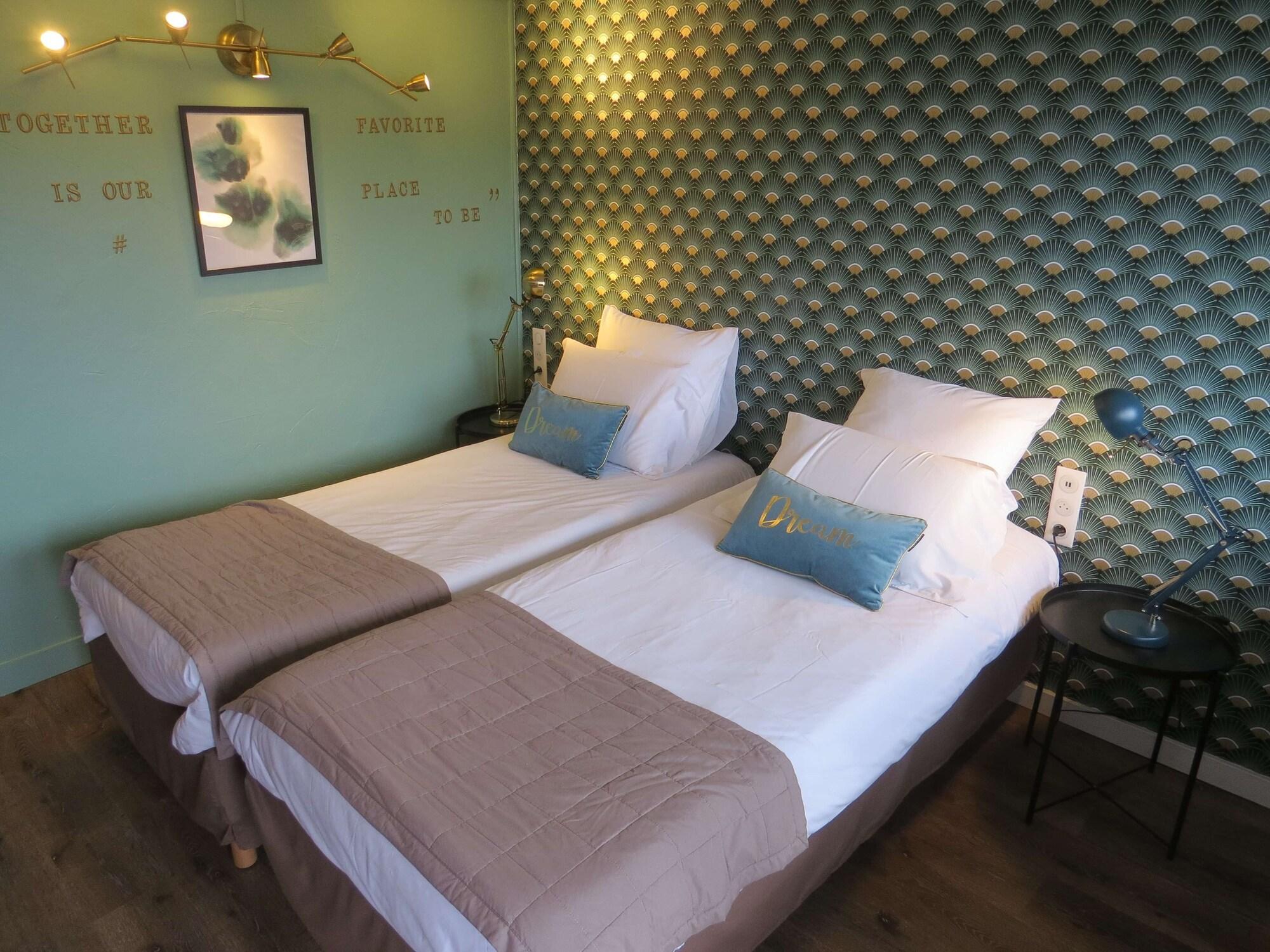 Hotel Kyriad Cap Sud Avignone Esterno foto