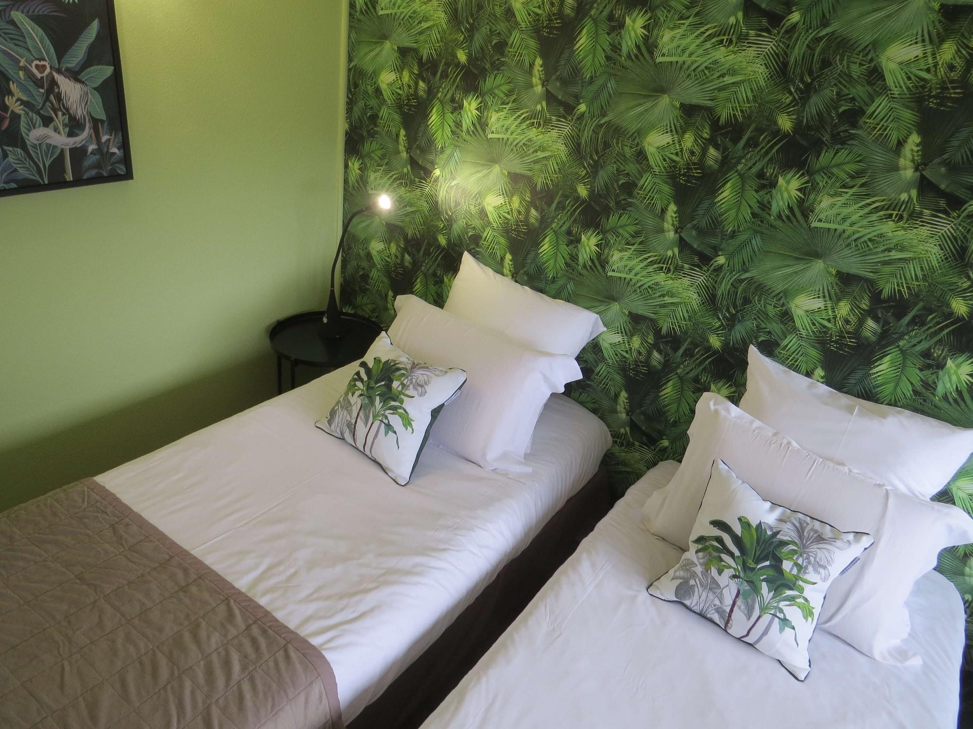 Hotel Kyriad Cap Sud Avignone Esterno foto
