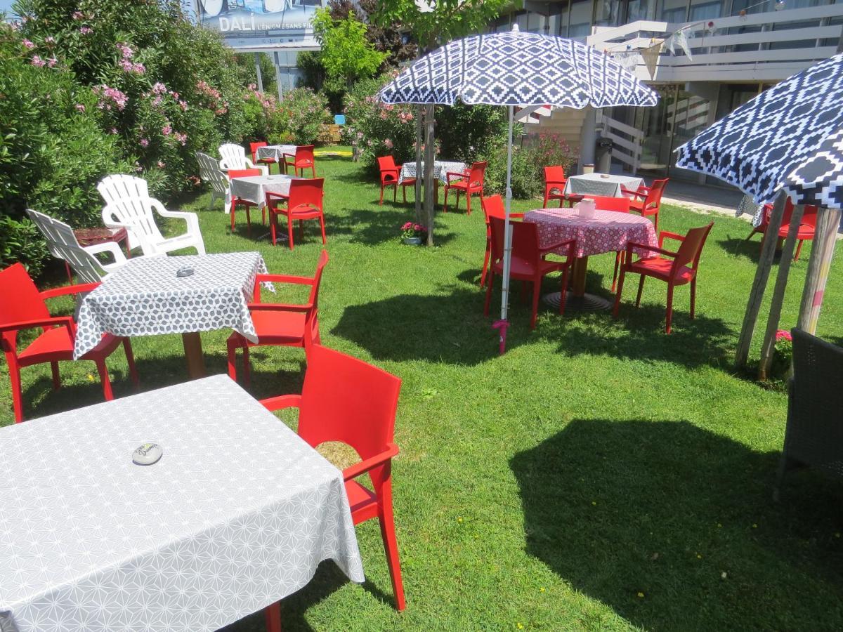 Hotel Kyriad Cap Sud Avignone Esterno foto
